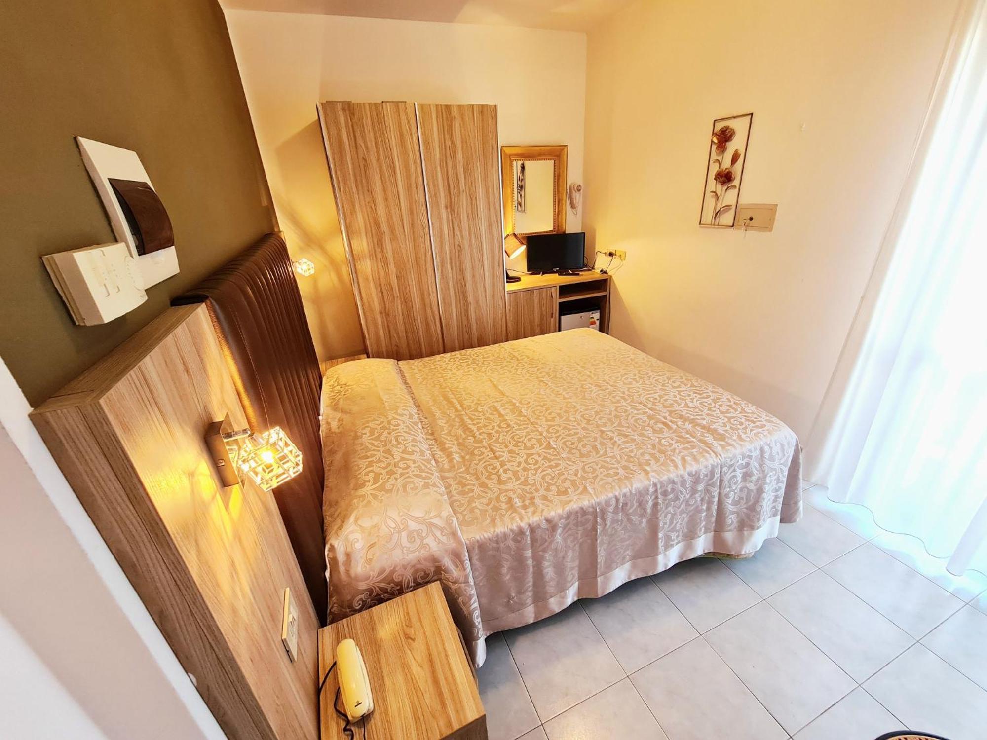 Hotel Laura Cesena Ruang foto
