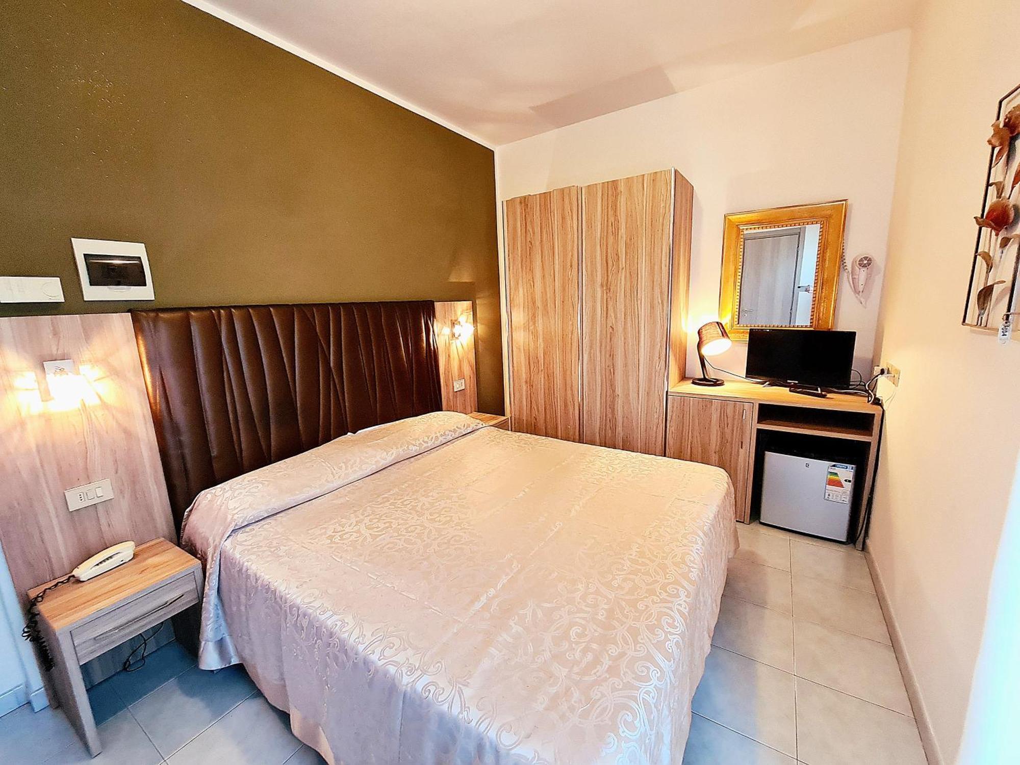 Hotel Laura Cesena Ruang foto